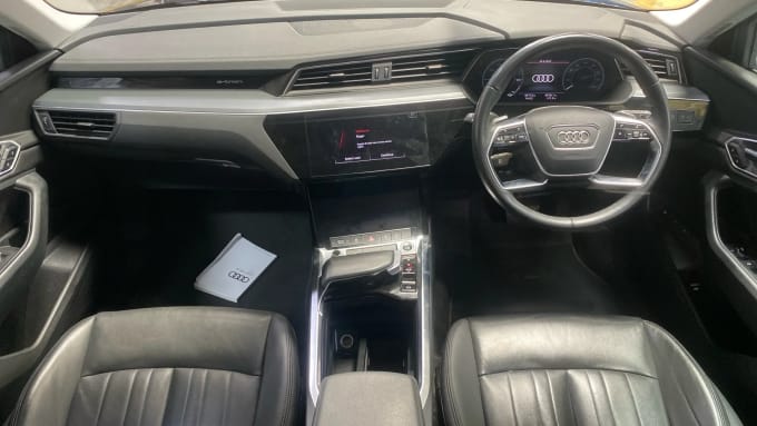 2022 Audi E-tron