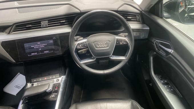 2022 Audi E-tron