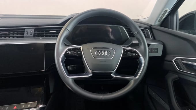 2022 Audi E-tron