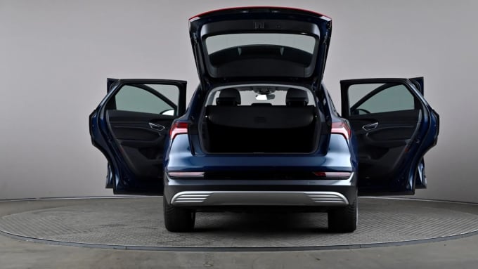 2022 Audi E-tron