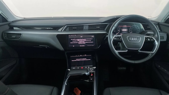2022 Audi E-tron