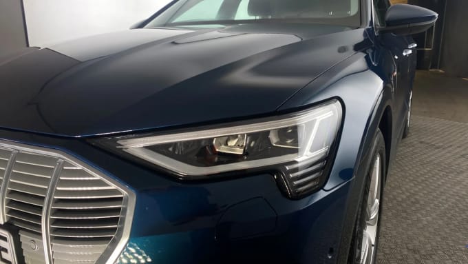 2022 Audi E-tron