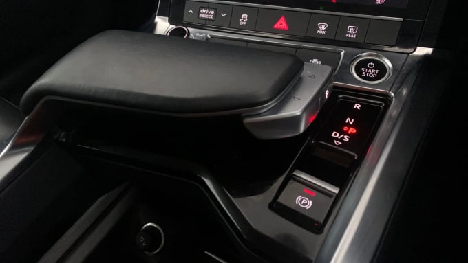 2022 Audi E-tron