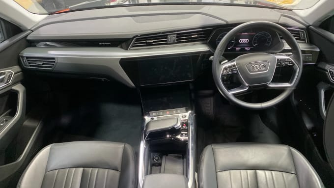 2022 Audi E-tron