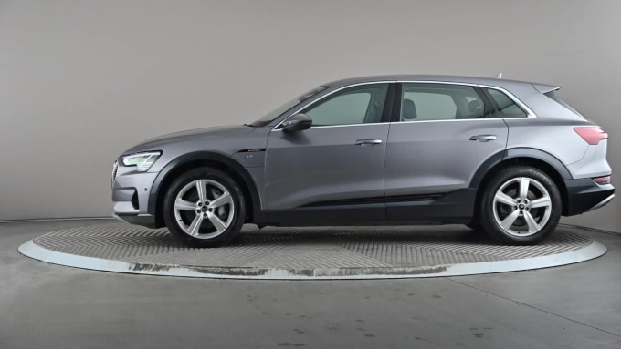 2022 Audi E-tron