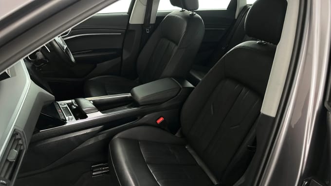 2022 Audi E-tron