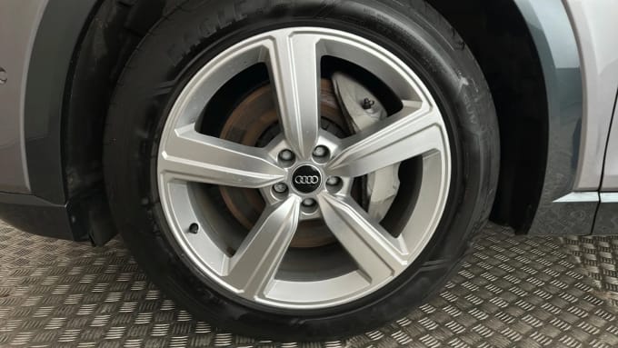 2022 Audi E-tron