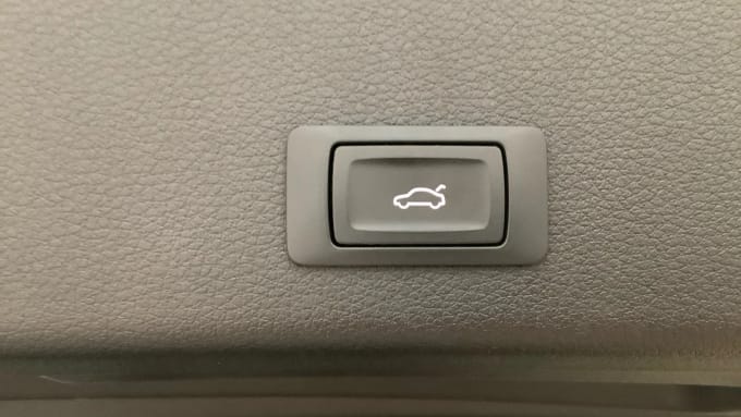 2022 Audi E-tron