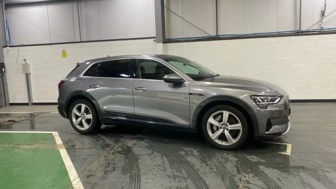 2020 Audi E-tron