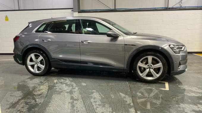 2022 Audi E-tron