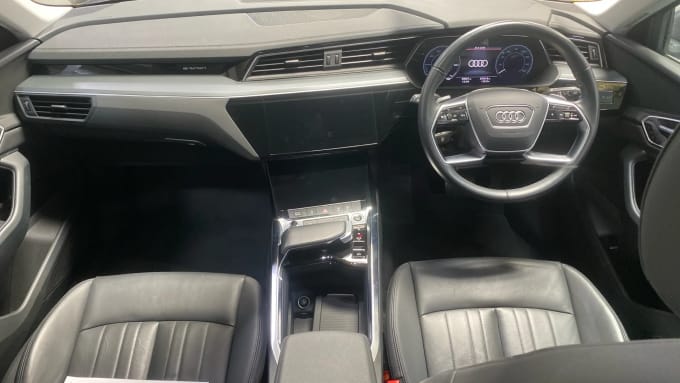 2022 Audi E-tron