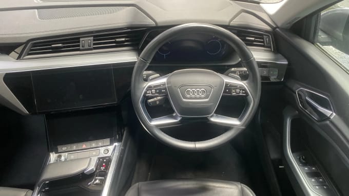 2022 Audi E-tron