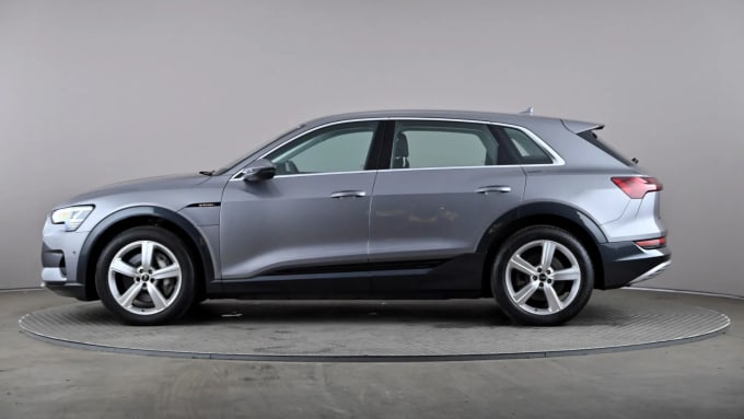 2022 Audi E-tron