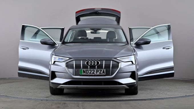 2022 Audi E-tron