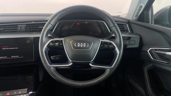2022 Audi E-tron
