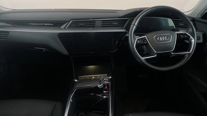 2022 Audi E-tron
