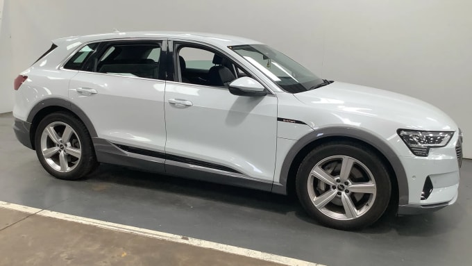 2022 Audi E-tron