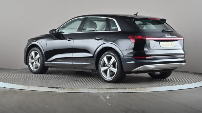 2022 Audi E-tron