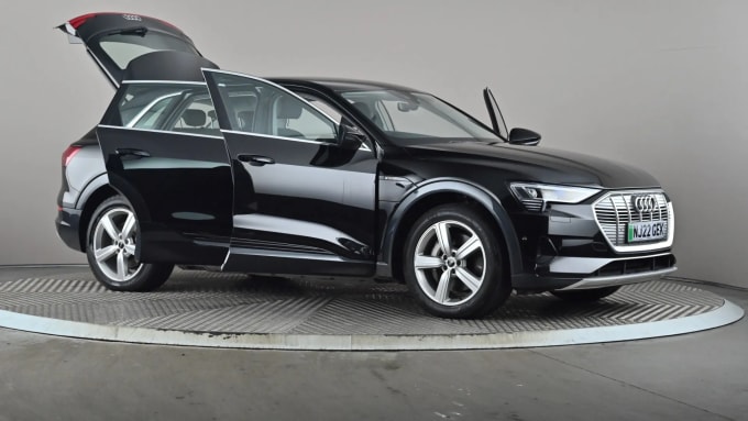 2022 Audi E-tron