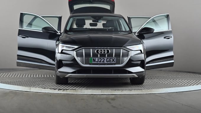 2022 Audi E-tron