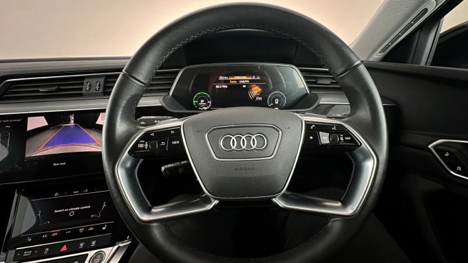 2022 Audi E-tron
