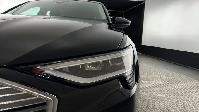 2022 Audi E-tron
