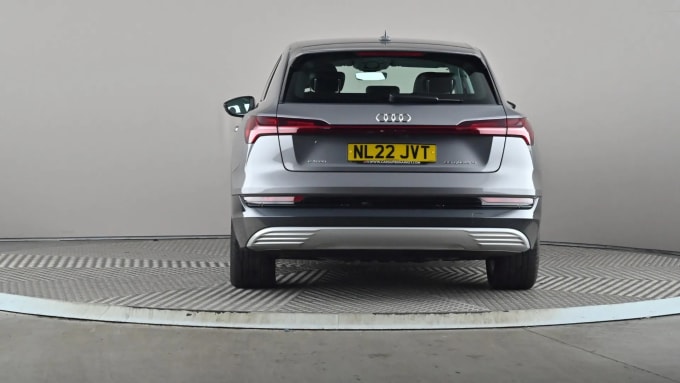 2022 Audi E-tron