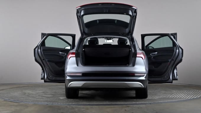 2022 Audi E-tron