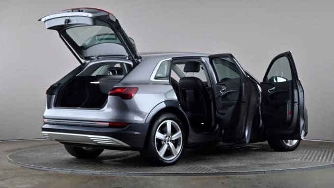 2022 Audi E-tron