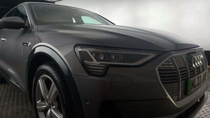 2022 Audi E-tron