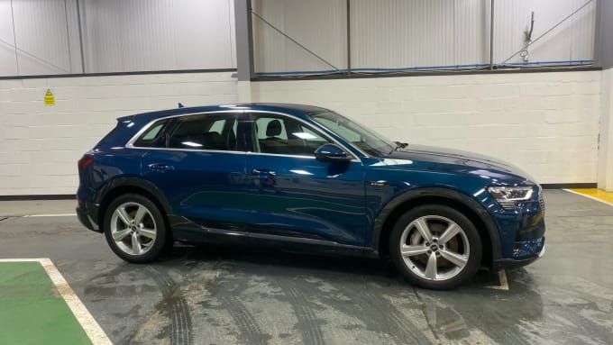 2022 Audi E-tron