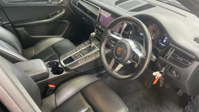 2019 Porsche Macan