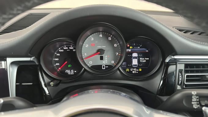 2019 Porsche Macan