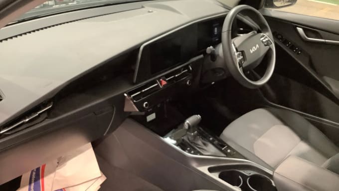 2023 Kia Niro