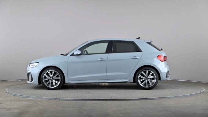 2024 Audi A1