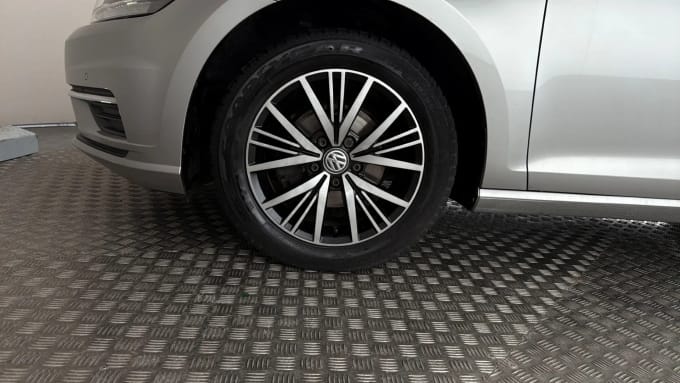 2018 Volkswagen Golf