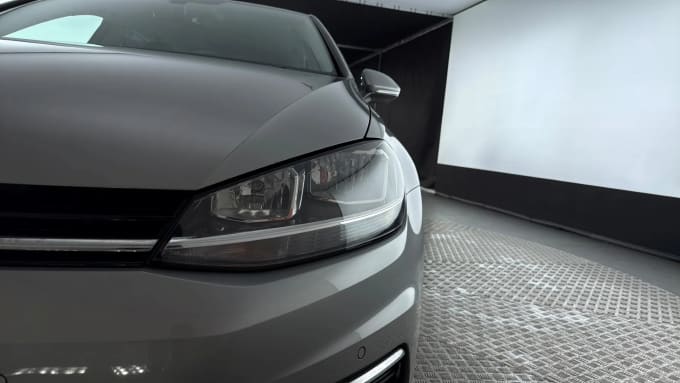 2018 Volkswagen Golf