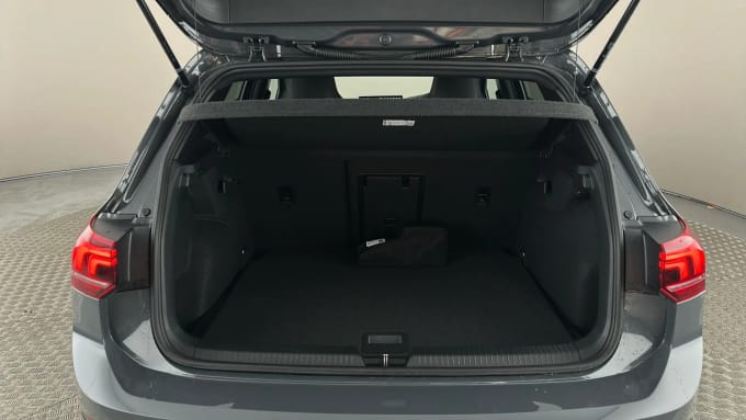 2025 Volkswagen Golf