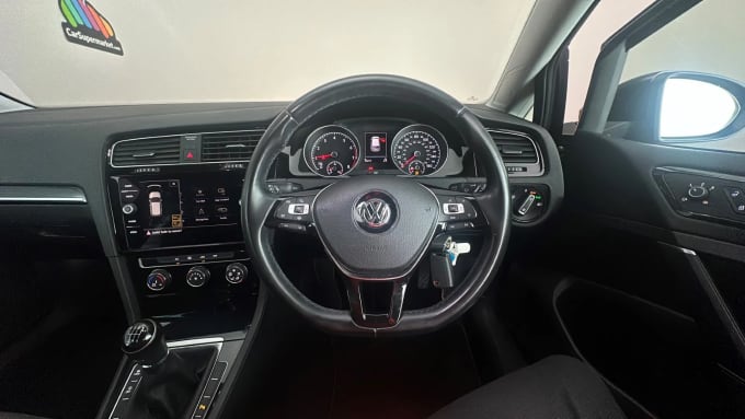 2018 Volkswagen Golf