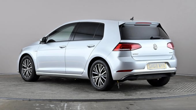 2018 Volkswagen Golf
