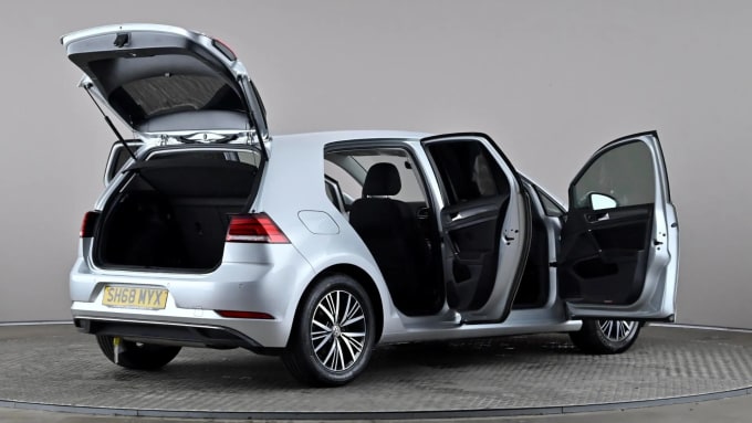 2018 Volkswagen Golf