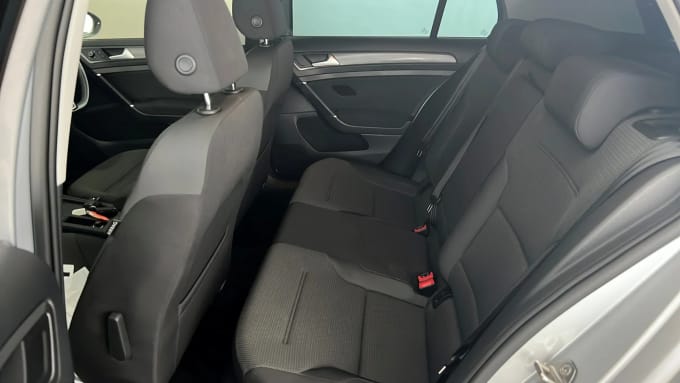 2018 Volkswagen Golf