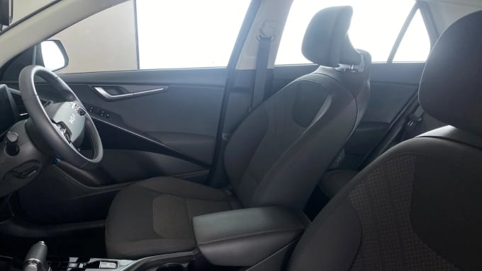 2023 Kia Niro