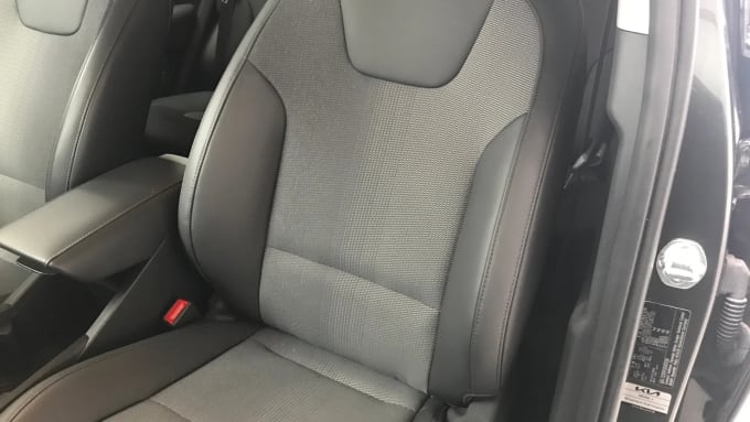 2023 Kia Niro