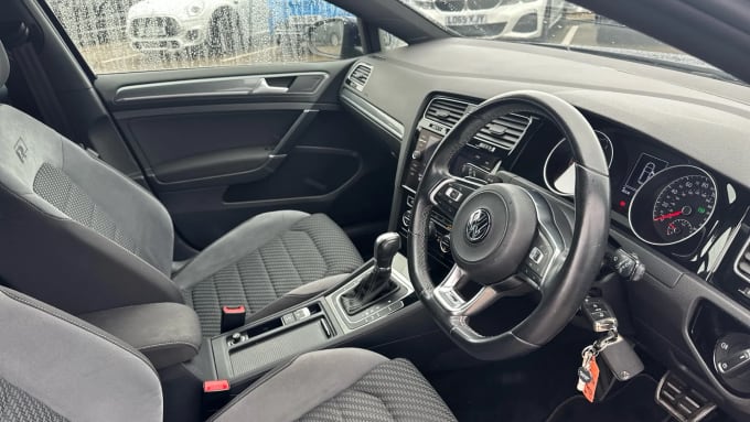 2019 Volkswagen Golf