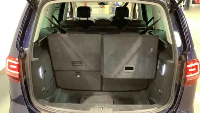 2022 Volkswagen Sharan