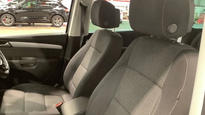 2021 Volkswagen Sharan