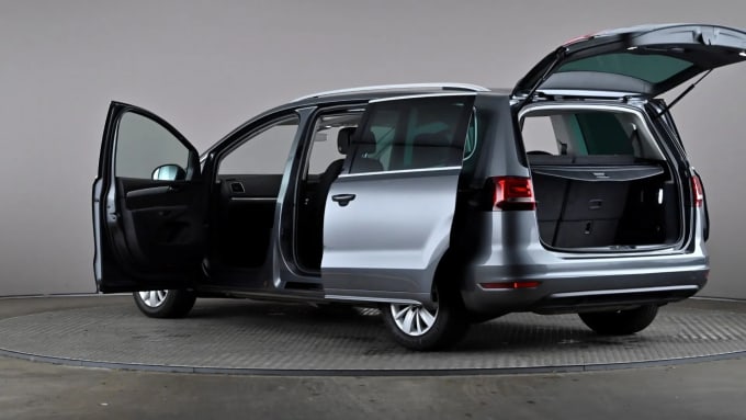 2021 Volkswagen Sharan
