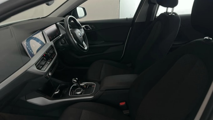 2024 BMW 1 Series