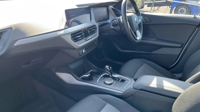 2024 BMW 1 Series